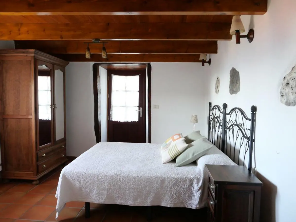 Holiday home Casa Rural Los Llanillos Frontera